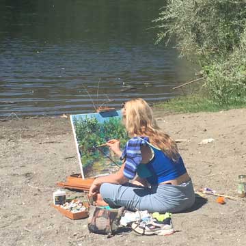 Nancy Calef painting at Russian River